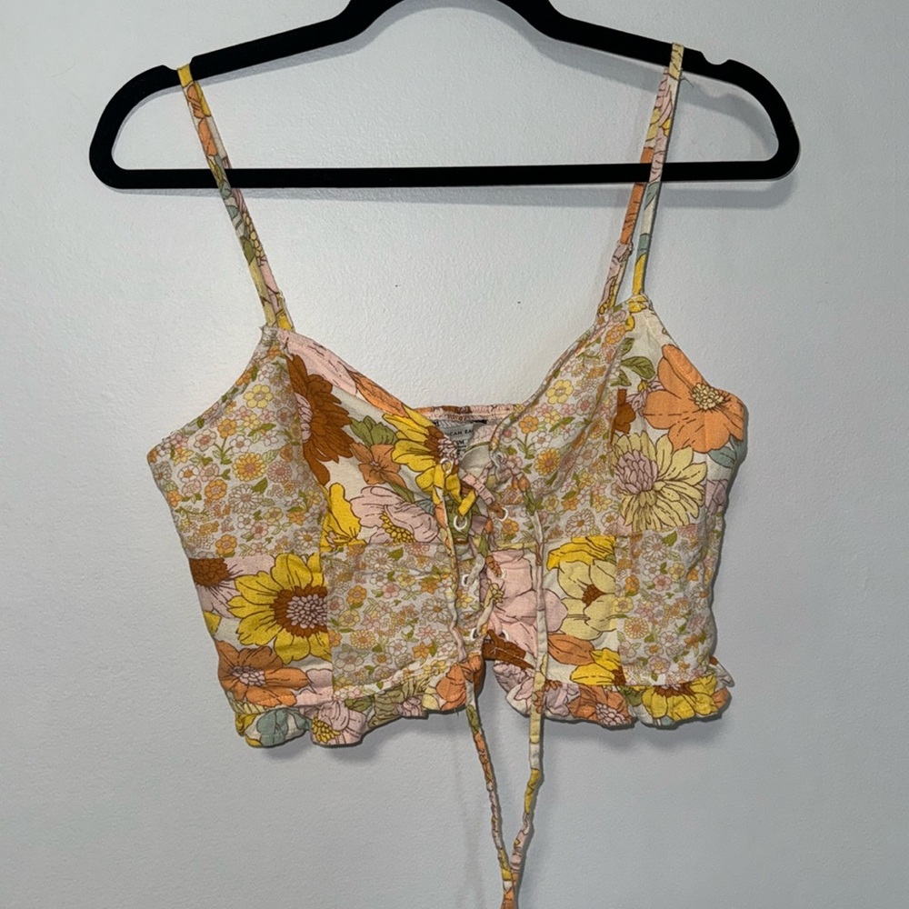 American Eagle Floral Linen Cropped Lace Up Tank Size Medium